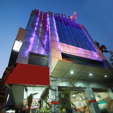 Oyo 4824 Hotel Star Коччи Экстерьер фото